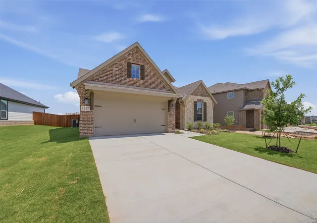 Photo 3 of Single family home for sale at 1217 Colca Dr, Springtown, TX 76082 | MLS# 21211421 | Listing updated on 2026-08-19