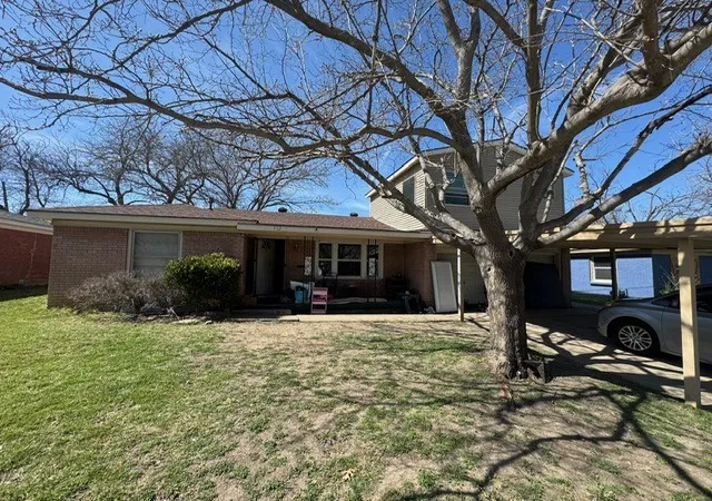 Homes for sale in White Settlement, TX | 512 Kimbrough St, White Settlement, TX 76108 | MLS# 21211432