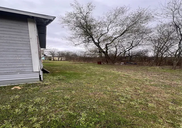 Homes for sale in Hillsboro, TX | 206 3rd St, Hillsboro, TX 76645 | MLS# 21211668
