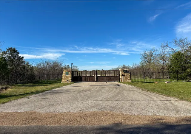 Photo 3 of Land for sale at 8001 Big Water Ln, Seven Points, TX 75143 | MLS# 21208689 | Listing updated on 2026-10-02