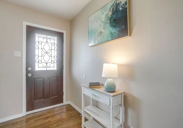 Photo 4 of Sale Pending at 5204 Teague Rd, Fort Worth, TX 76140 | MLS# 21204690 | Listing updated on 2026-08-30