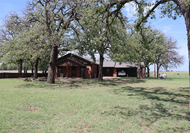 Photo 1 of Sale Pending at 2553 Brixey Rd, Henrietta, TX 76365 | MLS# 21211842 | Listing updated on 2026-08-31