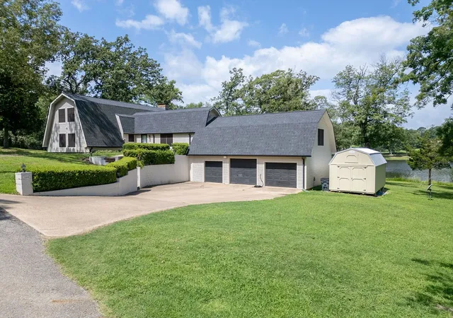 Photo 3 of Single family home for sale at 364 Private Road 6602, Mineola, TX 75773 | MLS# 21211854 | Listing updated on 2026-09-02