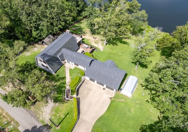 Photo 4 of Single family home for sale at 364 Private Road 6602, Mineola, TX 75773 | MLS# 21211854 | Listing updated on 2026-09-02