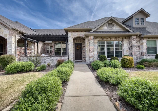 Homes for sale in Fairview, TX | 5671 Hummingbird Ln, Fairview, TX 75069 | MLS# 21205470