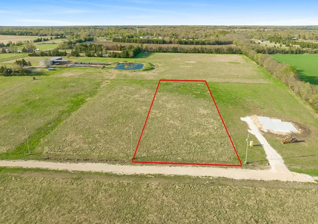 Homes for sale in Blossom, TX | 161 Private Road 14025, Blossom, TX 75416 | MLS# 21211785