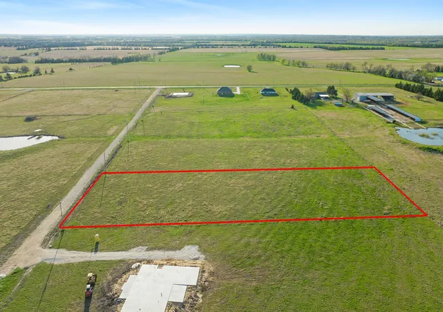Homes for sale in Blossom, TX | 161 Private Road 14025, Blossom, TX 75416 | MLS# 21211785