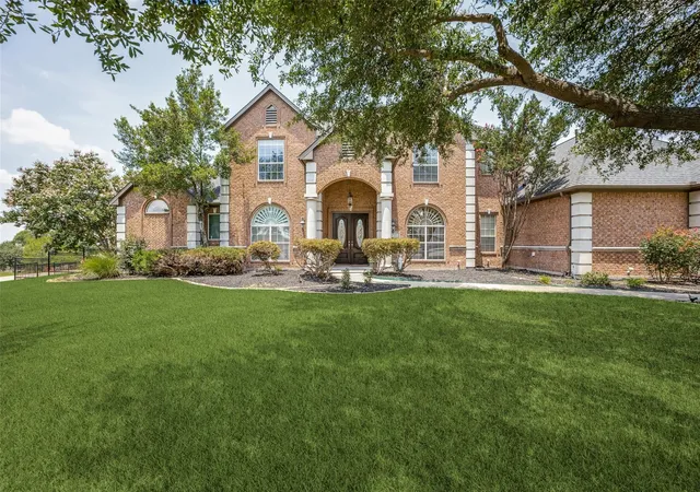 Photo 2 of Single family home for sale at 100 Bailee Ct, Forney, TX 75126 | MLS# 21210369 | Listing updated on 2026-09-29