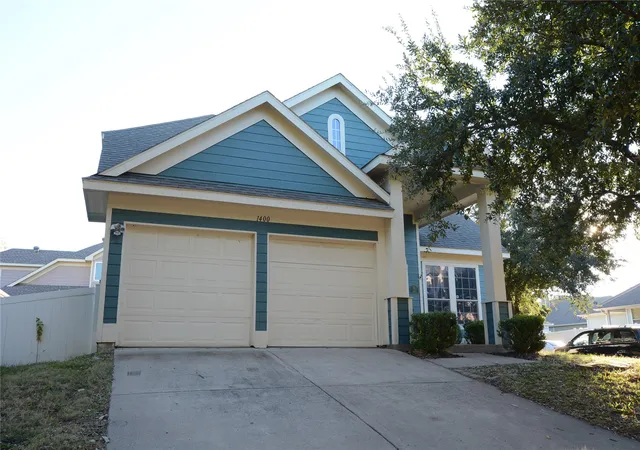 2nd image of 1400 Oakcrest Dr, Providence Village, TX 76227 | MLS# 21212174