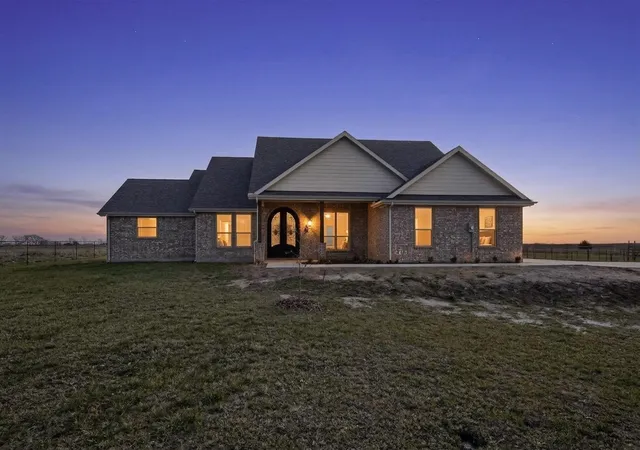 Homes for sale in Leonard, TX | 6721 County Road 1140, Leonard, TX 75452 | MLS# 21211983