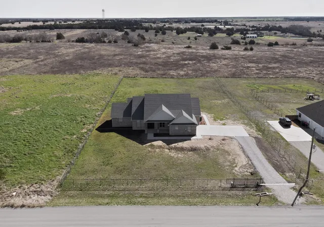 Homes for sale in Leonard, TX | 6721 County Road 1140, Leonard, TX 75452 | MLS# 21211983