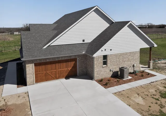 Homes for sale in Leonard, TX | 6721 County Road 1140, Leonard, TX 75452 | MLS# 21211983
