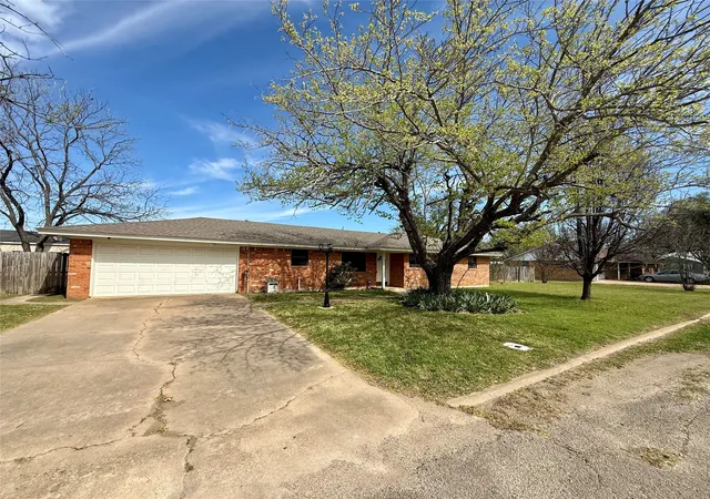 Homes for sale in Whitney, TX | 505 S San Jacinto St, Whitney, TX 76692 | MLS# 21212340