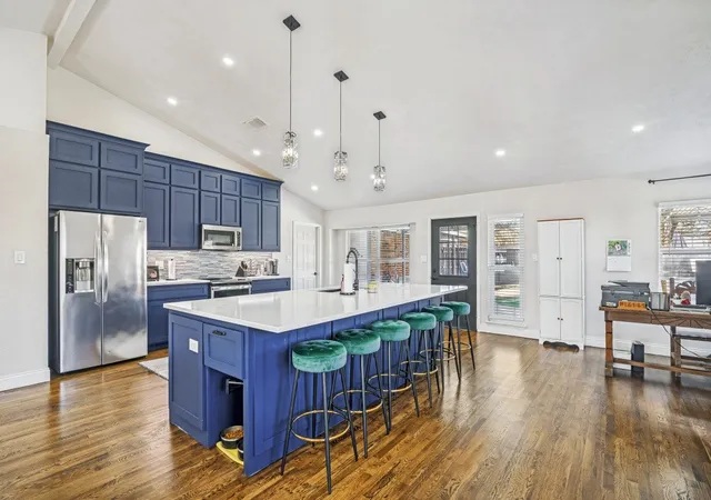2nd image of 5301 Oceanport Dr, Garland, TX 75043 | MLS# 21211336