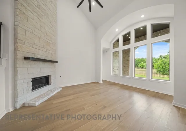 Photo 4 of Sale Pending at 717 Bridle Path Pkwy, Aubrey, TX 76227 | MLS# 21212342 | Listing updated on 2026-07-06