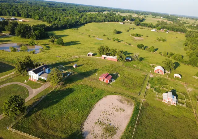 Photo 3 of House for sale at 7359 Texas Hwy 154 S, Sulphur Springs, TX 75482 | MLS# 21125664 | Listing updated on 2026-08-18