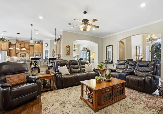 Photo 4 of Sale Pending at 2262 Cedar Grove Dr, Cleburne, TX 76033 | MLS# 21211201 | Listing updated on 2026-07-09