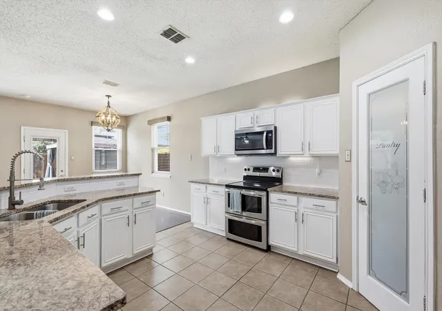 Photo 3 of Sale Pending at 12637 Chittamwood Trl, Euless, TX 76040 | MLS# 21209581 | Listing updated on 2026-07-20