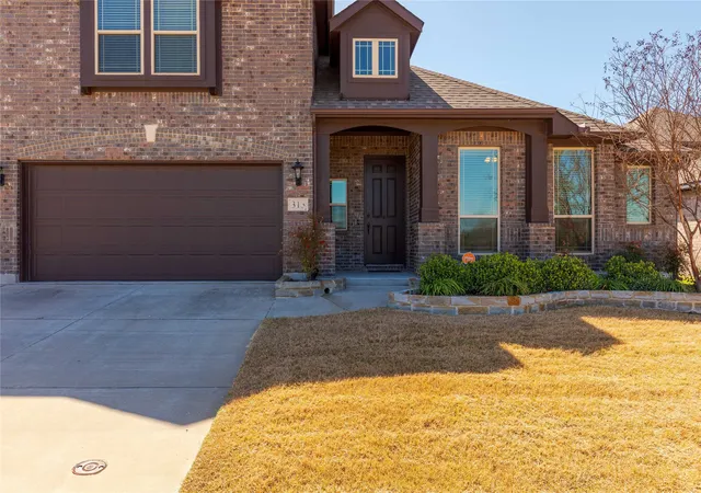 Photo 3 of Single family home for sale at 313 Sweetleaf Dr, Rockwall, TX 75087 | MLS# 21211051 | Listing updated on 2026-08-24