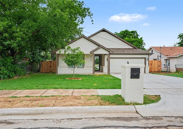 Homes for sale in White Settlement, TX | 7712 Colton Dr, White Settlement, TX 76108 | MLS# 21209956