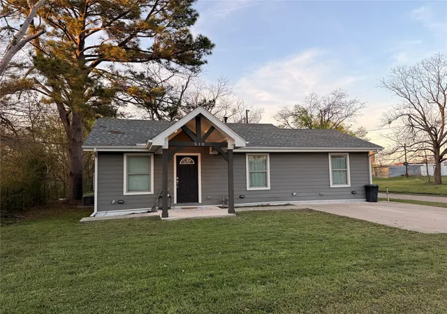 Homes for sale in Sulphur Springs, TX | 510 Woodlawn St, Sulphur Springs, TX 75482 | MLS# 21199536