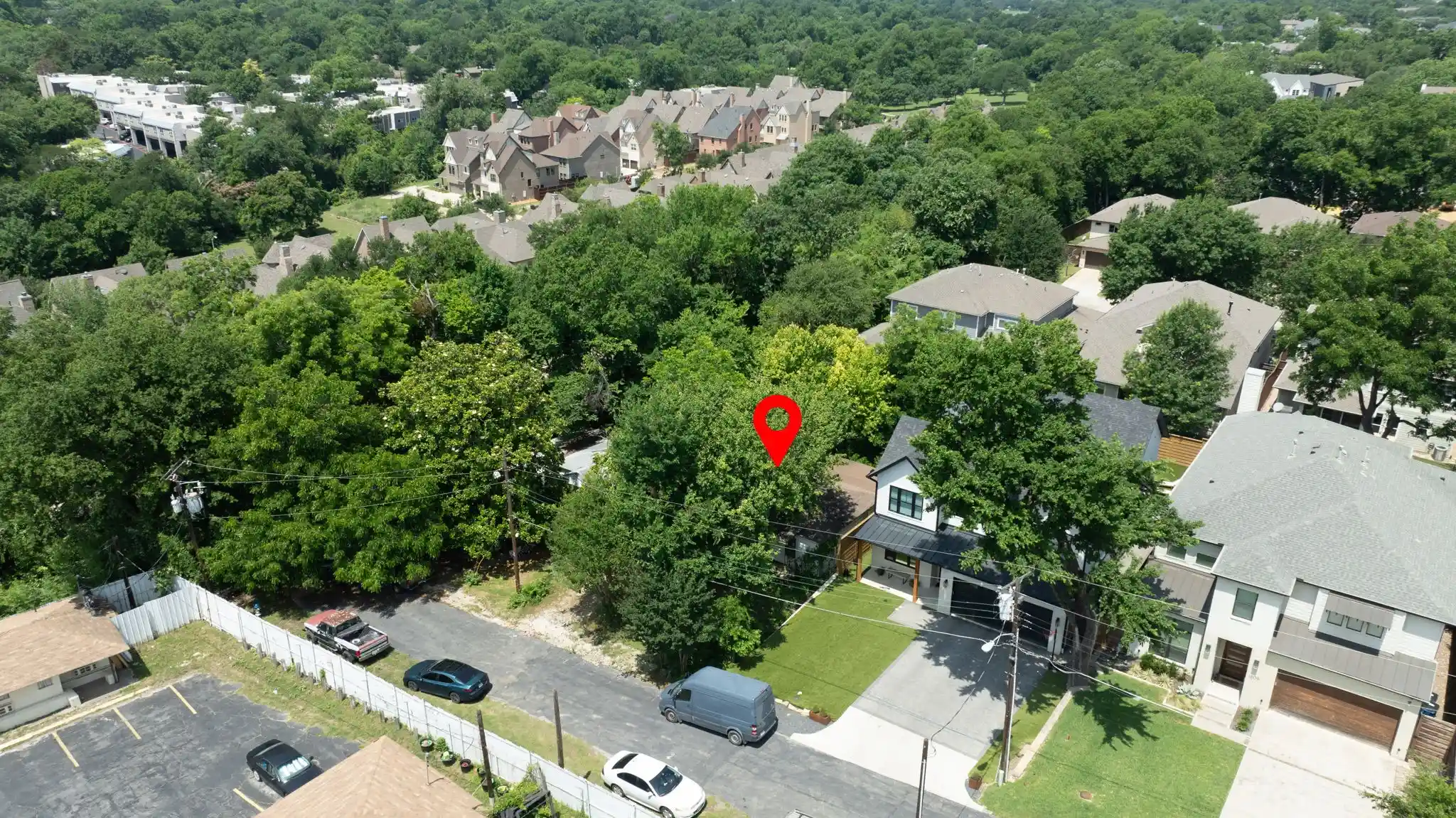 Single family home for sale at 1805 Lucerne St, Dallas, TX 75214 | MLS# 21212701