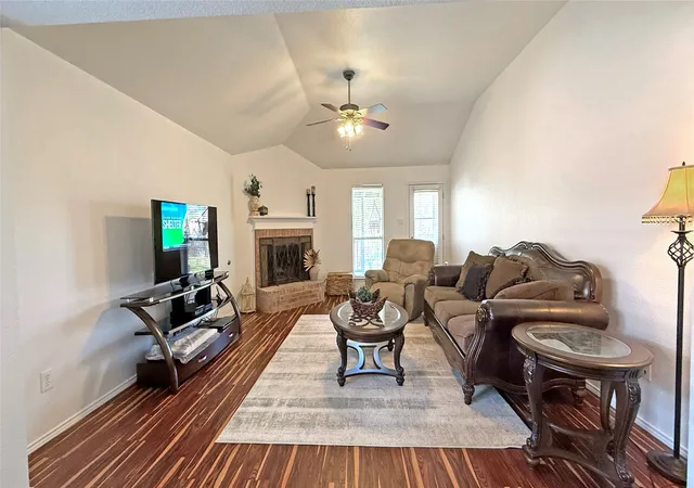 5th image of 2529 Ensenada Ln, Fort Worth, TX 76108 | MLS# 21212737
