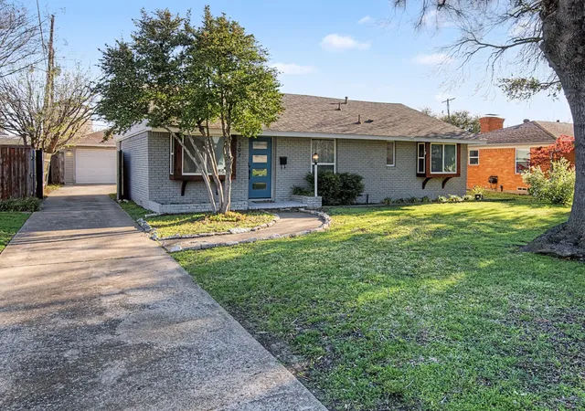 Homes for sale in Richardson, TX | 307 S Lindale Ln, Richardson, TX 75080 | MLS# 21211258