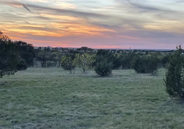 Homes for sale in Lipan, TX | 109 Gilmore Ct, Lipan, TX 76462 | MLS# 21212852