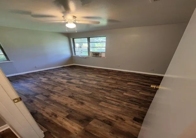 Photo 3 of Single family home for sale at 3832 Claiborne Ave, Shreveport, LA 71109 | MLS# 21207795 | Listing updated on 2026-08-24