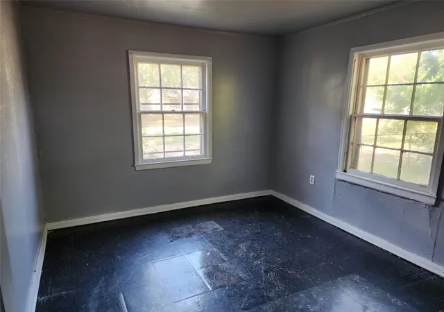 Photo 3 of Single family home for sale at 3013 Conmar St, Shreveport, LA 71108 | MLS# 21207794 | Listing updated on 2026-08-24