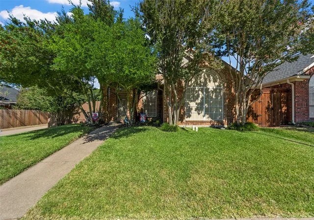 Photo 1 of Single family home for sale at 2329 Baretta Dr, Mesquite, TX 75181 | MLS# 21212217 | Listing updated on 2026-09-20