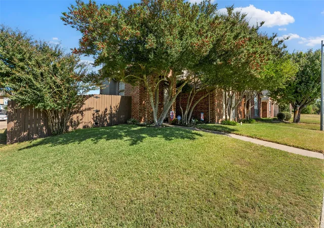 Photo 2 of Single family home for sale at 2329 Baretta Dr, Mesquite, TX 75181 | MLS# 21212217 | Listing updated on 2026-09-20
