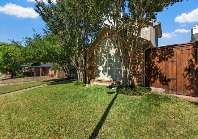 Photo 3 of Single family home for sale at 2329 Baretta Dr, Mesquite, TX 75181 | MLS# 21212217 | Listing updated on 2026-09-20