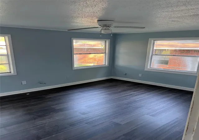 Photo 3 of Single family home for sale at 203 N Main St, Shreveport, LA 71107 | MLS# 21207793 | Listing updated on 2026-08-24
