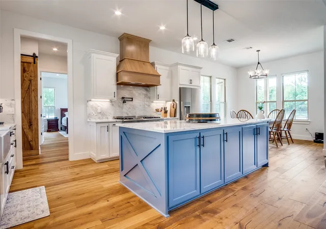 Photo 2 of Sale Pending at 6860 County Road 302, Grandview, TX 76050 | MLS# 21212912 | Listing updated on 2026-07-16