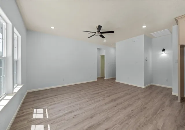 Homes for sale in Bellmead, TX | 211 Lopez St, Bellmead, TX 76705 | MLS# 21187810