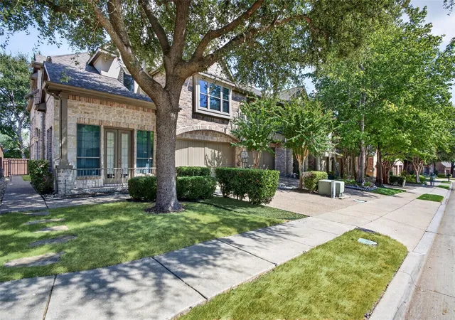 Townhouse for sale at 2388 Greymoore Dr, Frisco, TX 75034 | MLS# 21202861