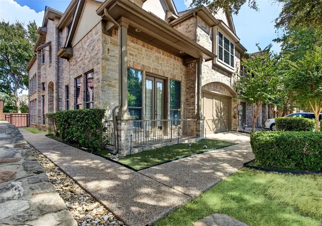 Photo 3 of Townhouse for sale at 2388 Greymoore Dr, Frisco, TX 75034 | MLS# 21202861 | Listing updated on 2026-10-06