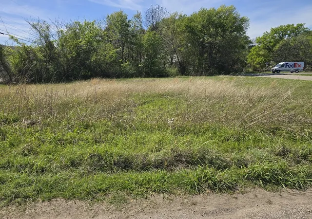 Photo 2 of Land for sale at Lot 37 Loon Bay Dr, Gun Barrel City, TX 75156 | MLS# 21213239 | Listing updated on 2026-08-18