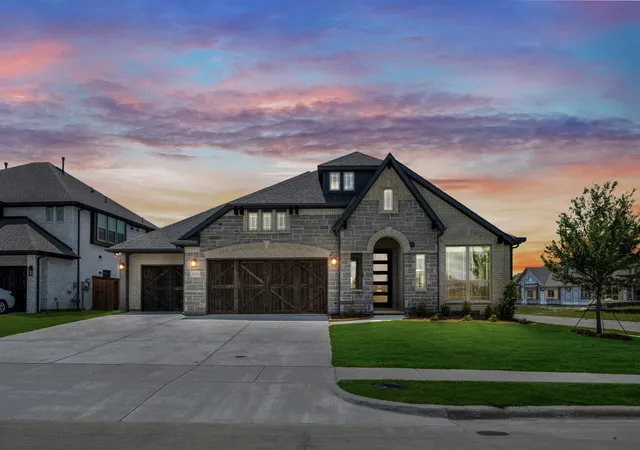 Photo 2 of Single family home for sale at 3749 Mesa Verde Dr, Rockwall, TX 75032 | MLS# 21213301 | Listing updated on 2026-10-07