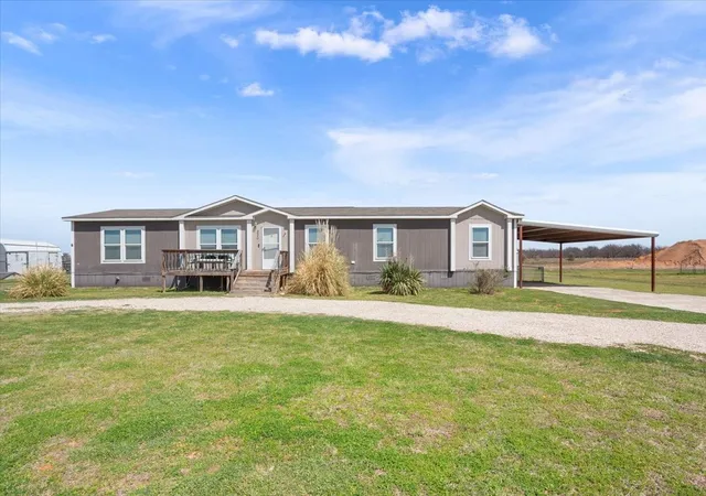 Homes for sale in Gholson, TX | 230 Rio Rim Rd, Gholson, TX 76705 | MLS# 21213328