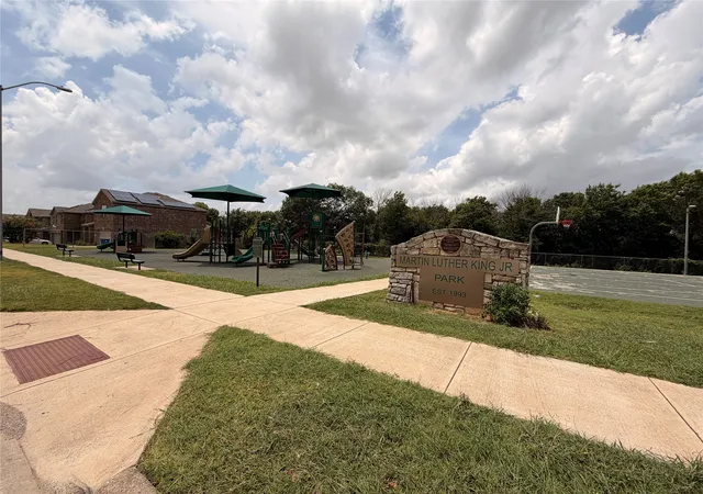 Photo 3 of Land for sale at 950 Bluff View Dr, Hutchins, TX 75141 | MLS# 21202289 | Listing updated on 2026-07-23