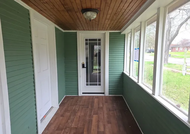 Photo 2 of Sale Pending at 612 N Adelaide St, Terrell, TX 75160 | MLS# 21213838 | Listing updated on 2026-07-26