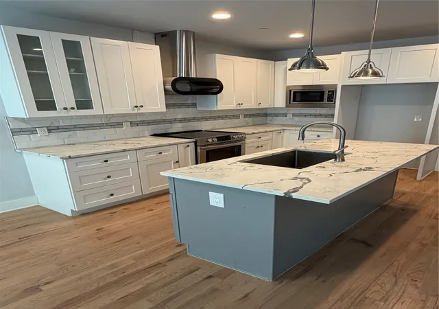 1st image of 2318 Stutz Dr #C5, Dallas, TX 75235 | MLS# 21166159