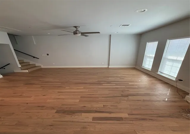 4th image of 2318 Stutz Dr #C5, Dallas, TX 75235 | MLS# 21166159