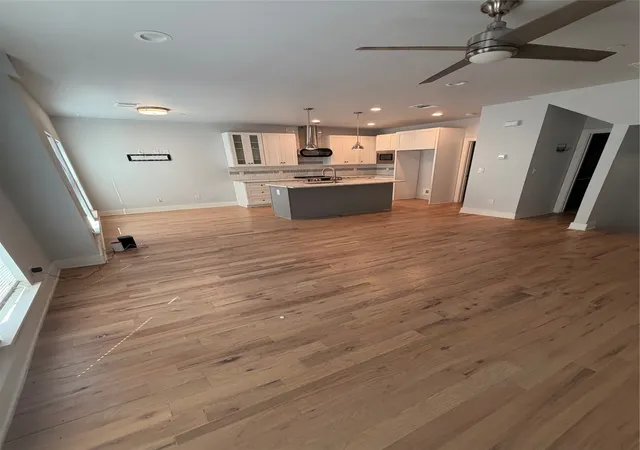 5th image of 2318 Stutz Dr #C5, Dallas, TX 75235 | MLS# 21166159