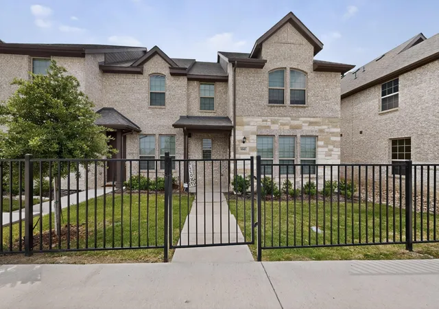 Photo 1 of Townhouse for sale at 6040 Bursey Rd, Watauga, TX 76148 | MLS# 21213897 | Listing updated on 2026-09-01