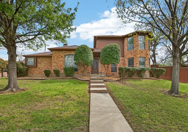 1st image of 100 Castle Ct, Irving, TX 75038 | MLS# 21210050