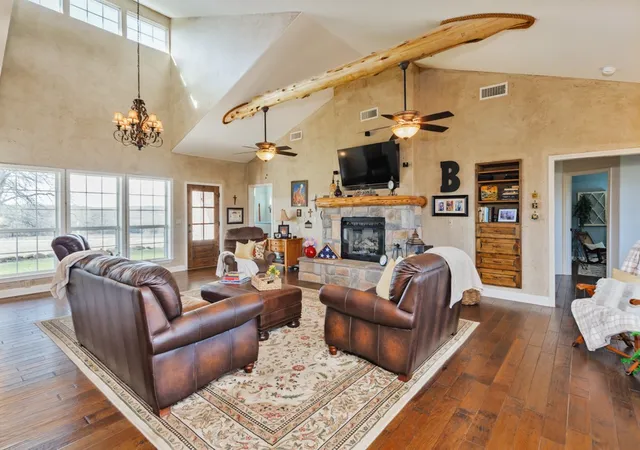 Photo 4 of Single family home for sale at 4460 Hildreth Pool Rd, Bowie, TX 76230 | MLS# 21203747 | Listing updated on 2026-09-04